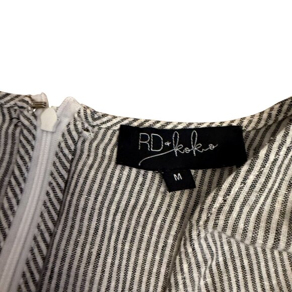 RD & Koko Floral Embroidered Faux Wrap Top Women Size Medium Black White Striped - Picture 3 of 6